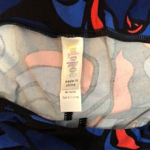 LuLaRoe Pants - Lularoe TC Roses Leggings LuLaRoe Pants - Lularoe TC Roses Leggings